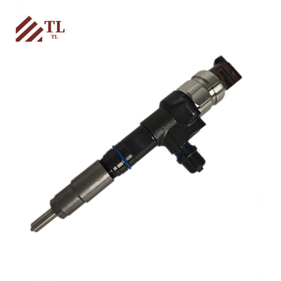 1J770-53051 เครื่องฉีดเชื้อเพลิงสําหรับเครื่องยนต์ Kubota การรับประกันสูง